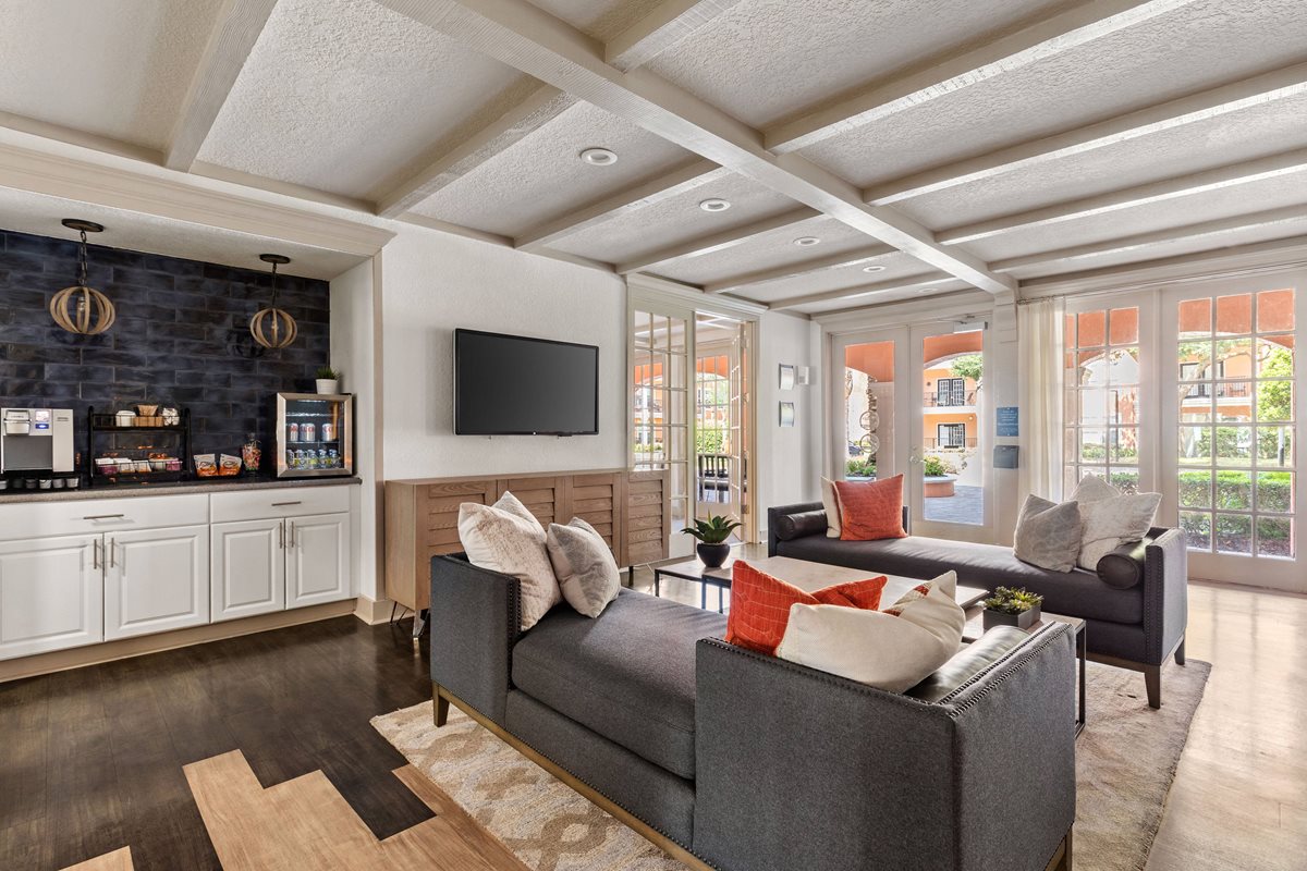 Bell Riverside Apartments